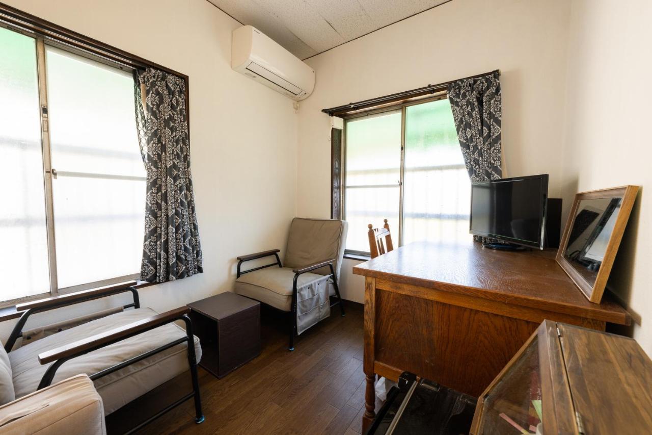 Bed&Cafe Onzo オンゾー Hotel Onomichi Bagian luar foto