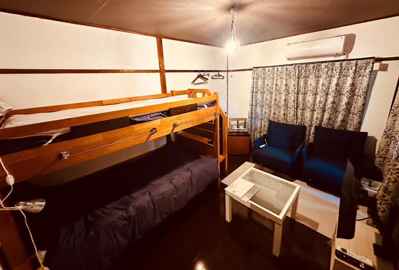 Bed&Cafe Onzo オンゾー Hotel Onomichi Bagian luar foto
