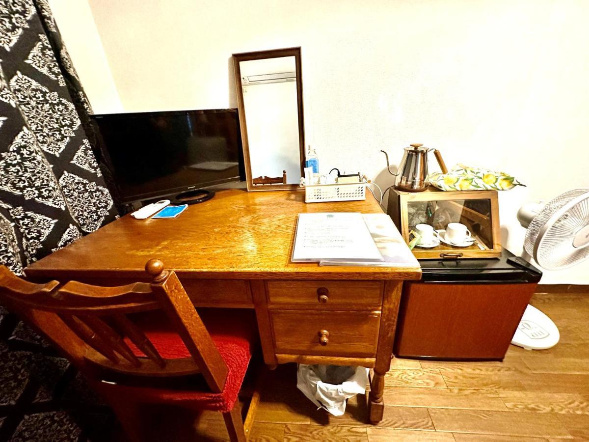 Bed&Cafe Onzo オンゾー Hotel Onomichi Bagian luar foto